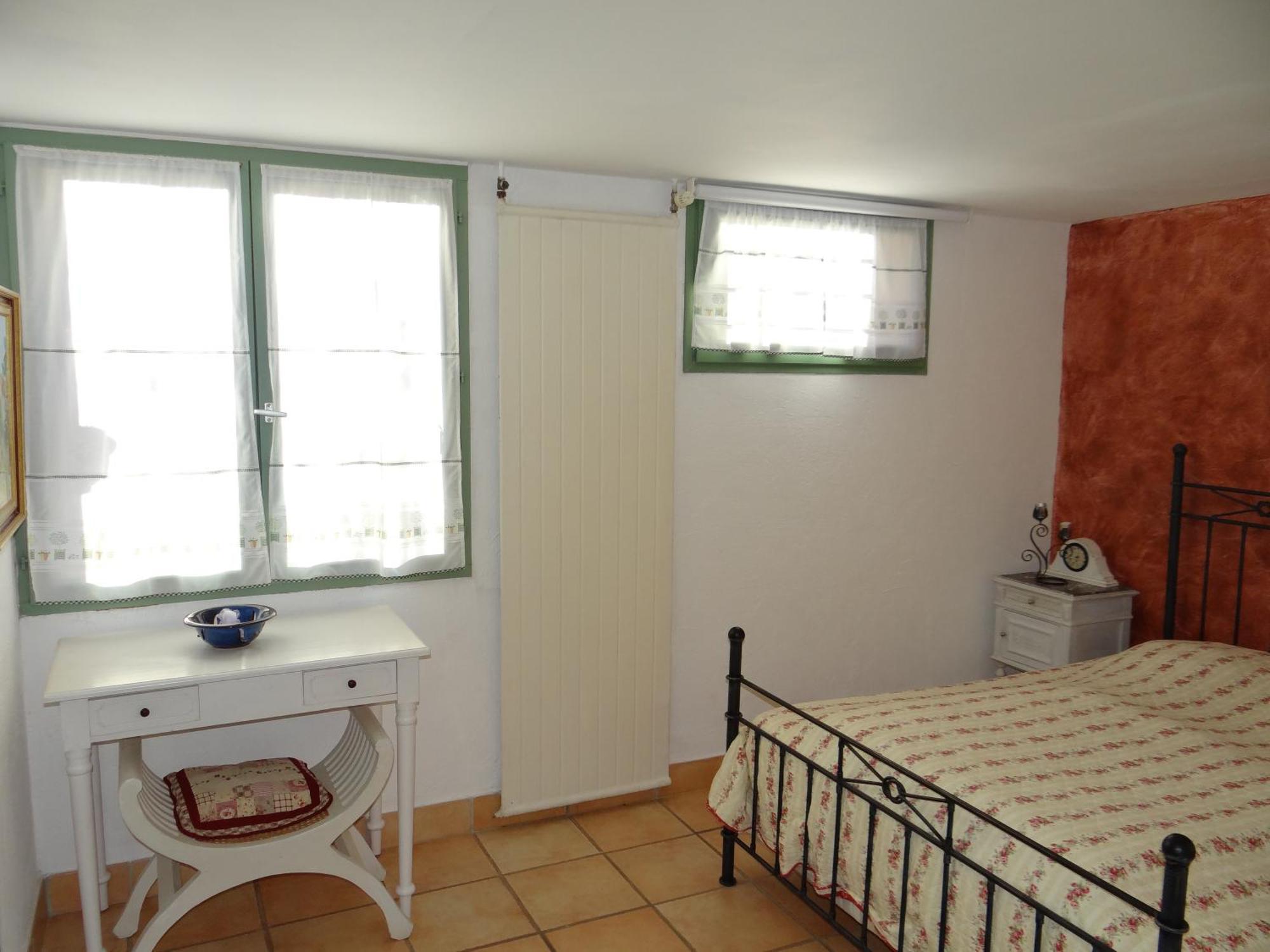 Chez Jean-Pierre & Annick Villa Remoulins Exterior foto